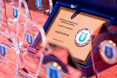 Na mladih šport stoji. Naj športnika Kamnika za leto 2022 Lovro Planko in Tjaša Vrtačič ter ekipa odbojkaric Calcit volleya (45)